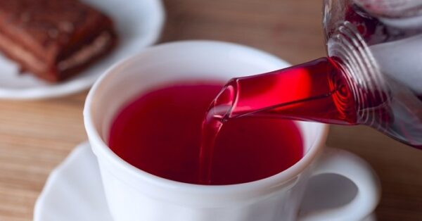 Poderoso chá seca barriga e ainda desincha o corpo e regula intestino