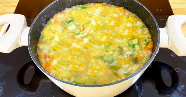 Essa Sopa Desincha e Emagrece e você Pode comer à vontade