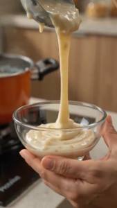 Canjica com chocolate branco muito cremosa deliciosa e fácil
